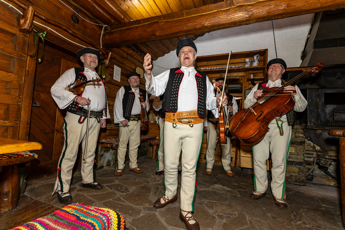 Twarda muzyka